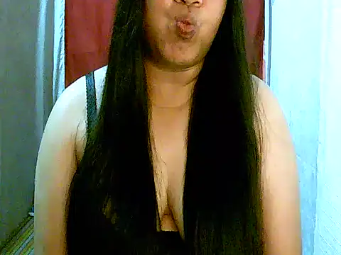 Snapshot of strip_berry chatting on February 14, 12:35 pm strip berry online show from February 14, 12:35 pm