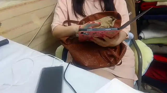 xiaoxiaowan11 online show from March 18, 1:14 pm