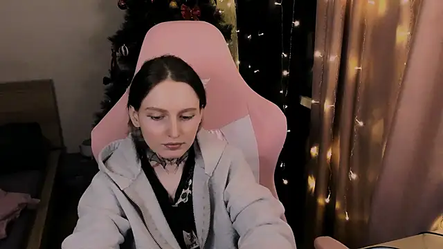 Snapshot of Onyxix chatting on February 8, 6:00 pm Onyxix online show from February 8, 6:00 pm