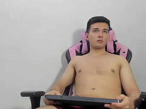 GoldenBoyM online show from March 27, 3:45 am