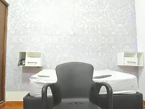 GoldenBoyM online show from May 10, 3:33 am