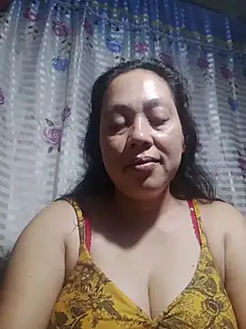 Snapshot of May_Bombs chatting on March 8, 7:50 pm May Bombs online show from March 8, 7:50 pm