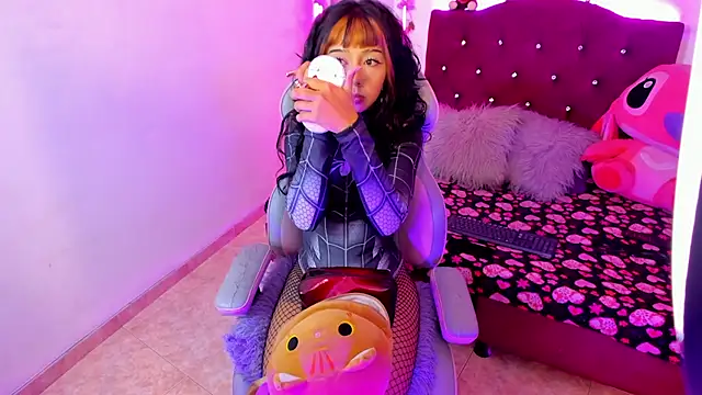 Snapshot of Sweetx__cherry chatting on March 14, 1:49 pm Sweetx cherry online show from March 14, 1:49 pm