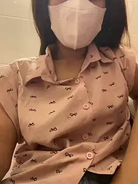 Miu Xinh online show from May 2, 7:08 pm