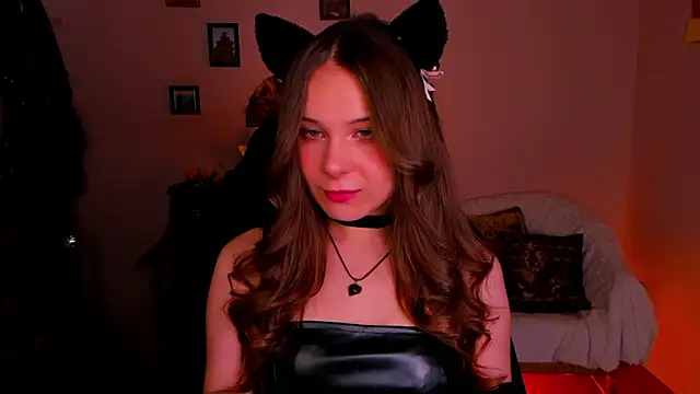 Snapshot of LanaLovely chatting on May 20, 6:30 am LanaLovely online show from May 20, 6:30 am