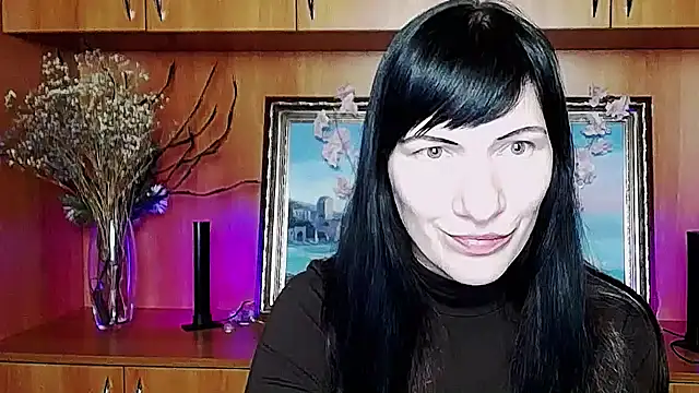 Snapshot of Rosalinda_ro chatting on April 11, 6:45 pm Rosalinda ro online show from April 11, 6:45 pm