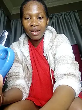 PussyFarrie online show from June 11, 6:11 am