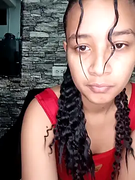 Aurora fantasyPink online show from February 9, 8:40 am