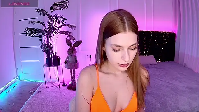 Alisa Wood online show from March 27, 3:34 pm