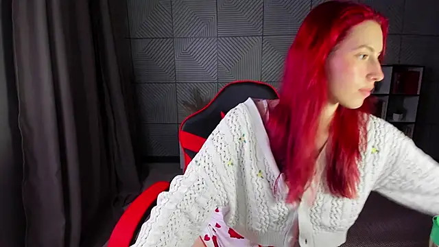 Kira  Luis online show from February 11, 10:42 am