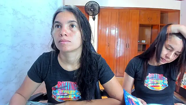 Snapshot of Emily_and_Soffy chatting on March 14, 12:54 pm Emily and Soffy online show from March 14, 12:54 pm