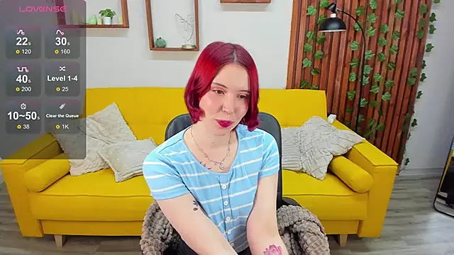 Snapshot of SunsetRuby chatting on February 5, 4:17 am SunsetRuby online show from February 5, 4:17 am