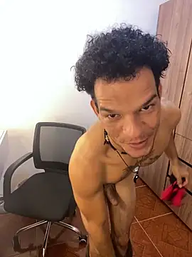 MaxyRyan online show from March 21, 1:16 pm