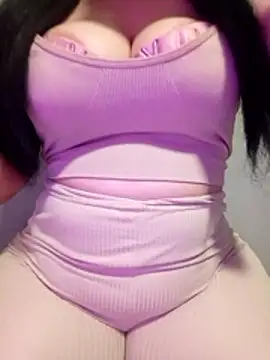 Snapshot of Diamond_araab chatting on February 13, 5:09 pm Diamond araab online show from February 13, 5:09 pm