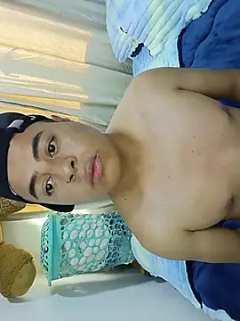 yooko99 online show from February 4, 10:15 pm