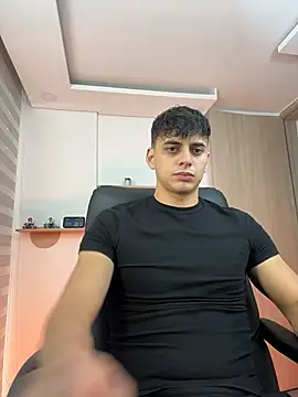 Markpotier  online show from February 12, 6:36 pm