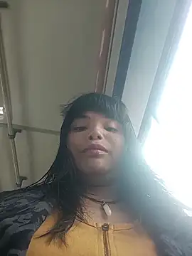 Snapshot of Maggyx chatting on April 13, 1:16 pm Maggyx online show from April 13, 1:16 pm