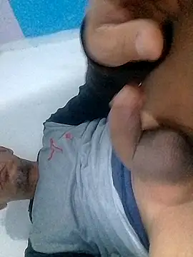 Snapshot of Nicedickcumcali chatting on February 8, 8:40 am Nicedickcumcali online show from February 8, 8:40 am