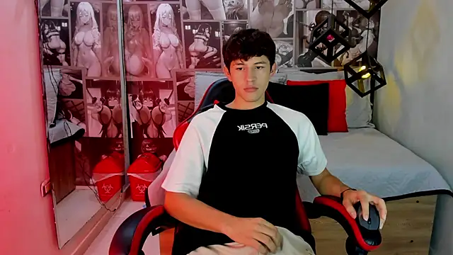 Snapshot of Christian_Foxx chatting on May 2, 9:53 pm Christian Foxx online show from May 2, 9:53 pm