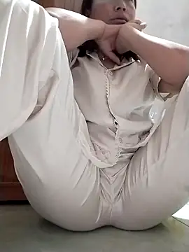 cong1122 online show from March 29, 8:53 pm