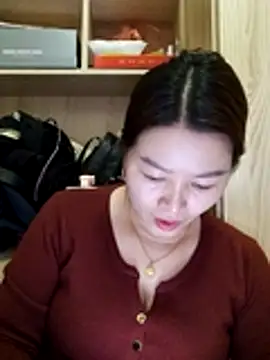 Jennie dogy online show from May 12, 1:14 am