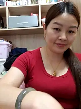 Jennie dogy online show from May 16, 12:15 pm