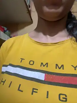 komalsharma99 online show from April 27, 6:28 pm