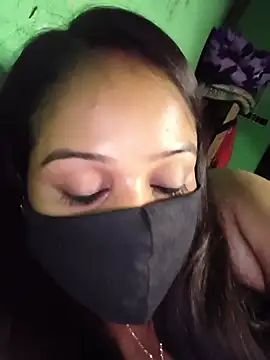 V-Hot-Suity online show from July 17, 11:20 pm