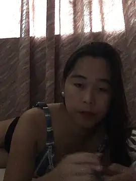 Snapshot of Lovelykimm chatting on February 10, 2:04 am Lovelykimm online show from February 10, 2:04 am