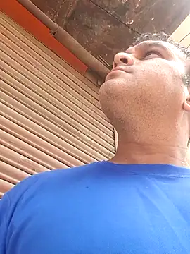 Snapshot of indiandesivillegeboy chatting on June 14, 4:47 am indiandesivillegeboy online show from June 14, 4:47 am