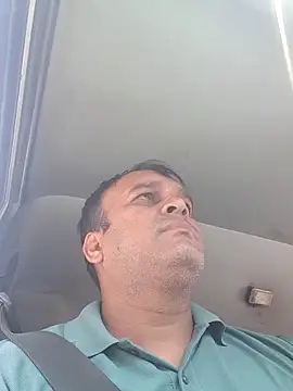 Snapshot of indiandesivillegeboy chatting on June 17, 5:21 am indiandesivillegeboy online show from June 17, 5:21 am
