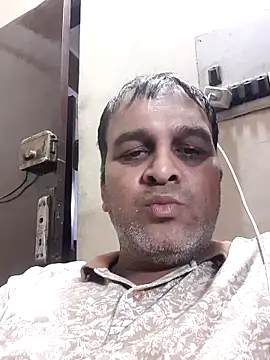 Snapshot of indiandesivillegeboy chatting on June 19, 7:12 am indiandesivillegeboy online show from June 19, 7:12 am