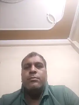 Snapshot of indiandesivillegeboy chatting on June 29, 10:15 am indiandesivillegeboy online show from June 29, 10:15 am