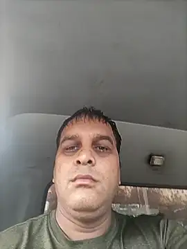 Snapshot of indiandesivillegeboy chatting on July 8, 3:00 am indiandesivillegeboy online show from July 8, 3:00 am