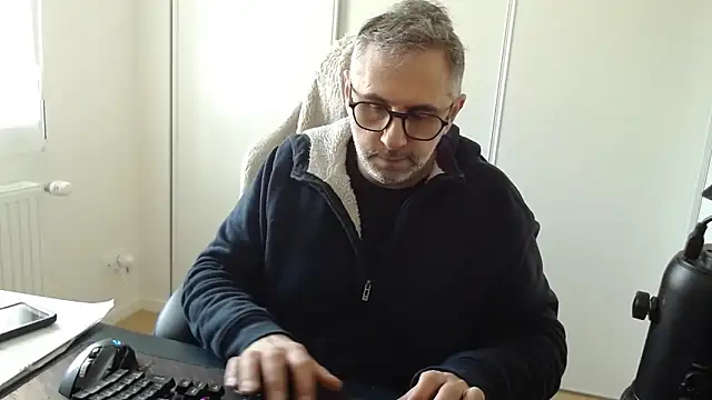 mika3377 online show from February 6, 10:51 am