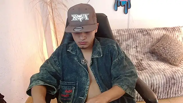 Mateo Peet online show from February 5, 4:28 am