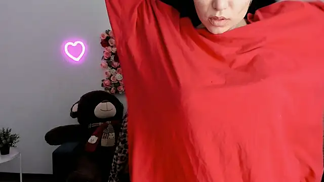 NeoGeisha online show from April 29, 7:01 am
