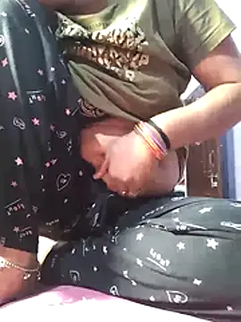 Snapshot of Priyajii-11 chatting on February 5, 5:23 am Priyajii-11 online show from February 5, 5:23 am