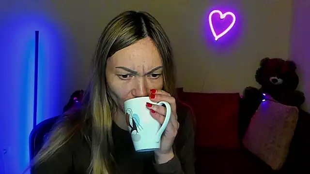 BlondMikey22 online show from May 1, 5:23 am