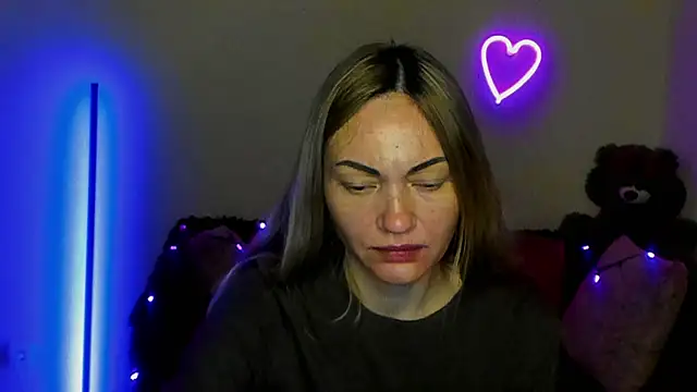 BlondMikey22 online show from May 13, 5:27 am