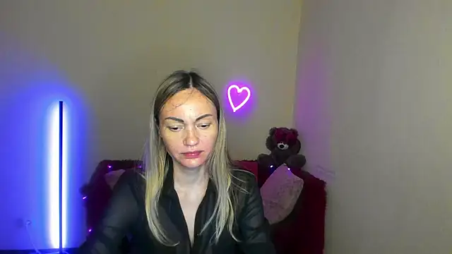 BlondMikey22 online show from June 13, 11:30 am