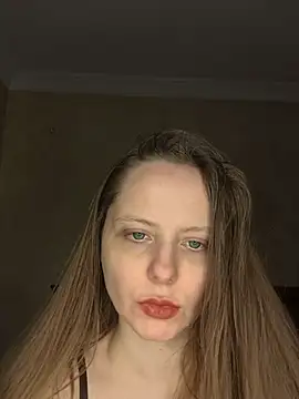 Lily Marin online show from February 5, 6:01 pm