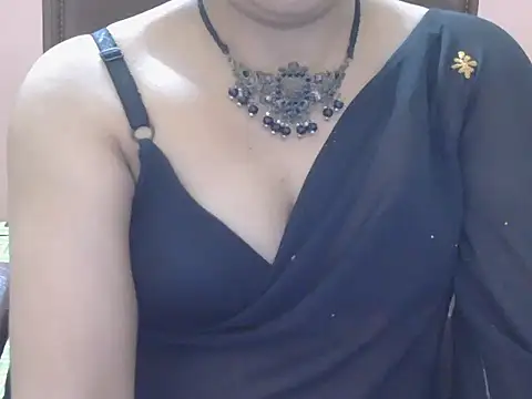 Cute Sheetal online show from April 29, 12:20 pm