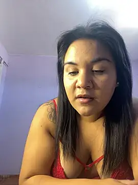 Snapshot of Yamiivip chatting on March 4, 2:56 pm Yamiivip online show from March 4, 2:56 pm