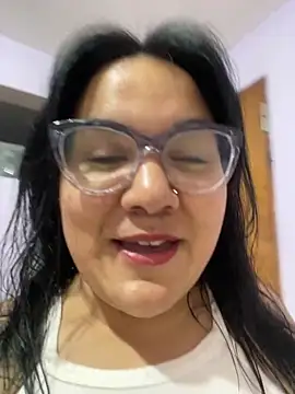 Snapshot of Yamiivip chatting on March 19, 1:09 am Yamiivip online show from March 19, 1:09 am