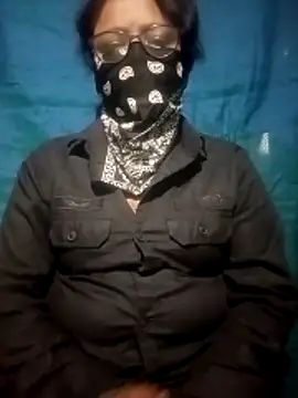 Snapshot of Anushka096 chatting on February 13, 2:35 pm Anushka096 online show from February 13, 2:35 pm