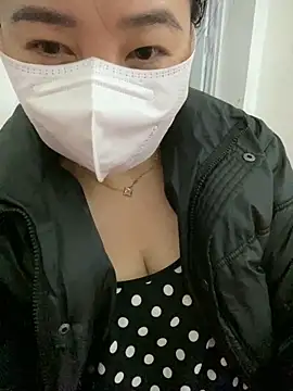 Snapshot of Irene_007 chatting on February 6, 2:09 pm Irene 007 online show from February 6, 2:09 pm