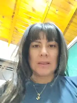 Lyonette reading1 online show from May 16, 8:44 am
