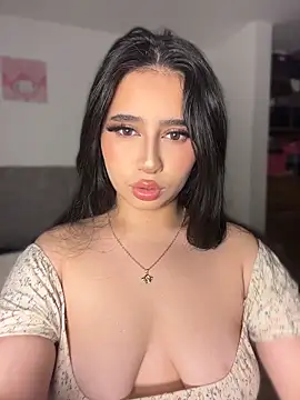 Sofiia Vegaa online show from April 29, 12:48 am