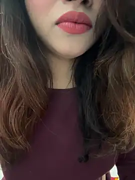 riya sharma11 online show from March 24, 7:19 pm